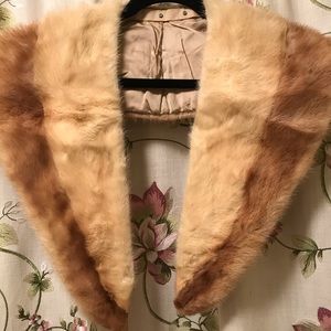 REAL FUR COLLAR